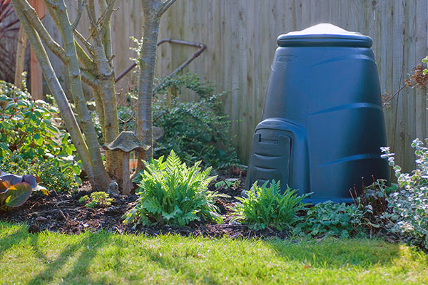 Compost bin